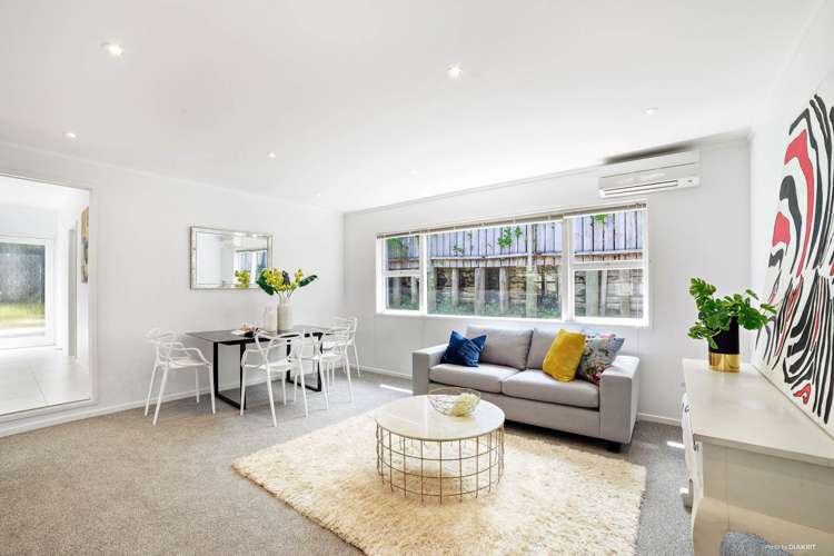 2/27 Peach Road Glenfield_6