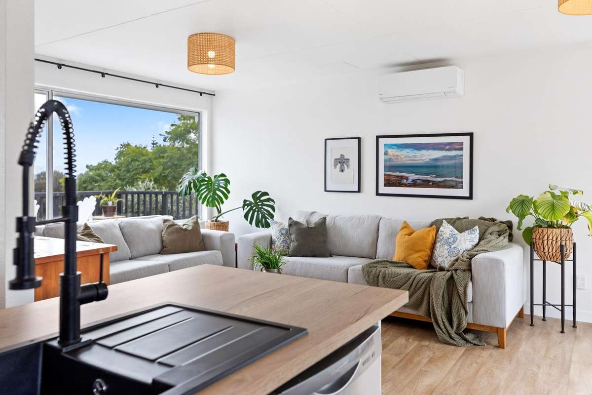 77 Anne Road_2