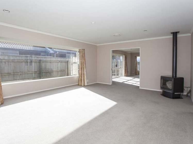 151 Pacific Drive Fitzherbert_6