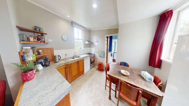 16 Bignell Street 1208_2