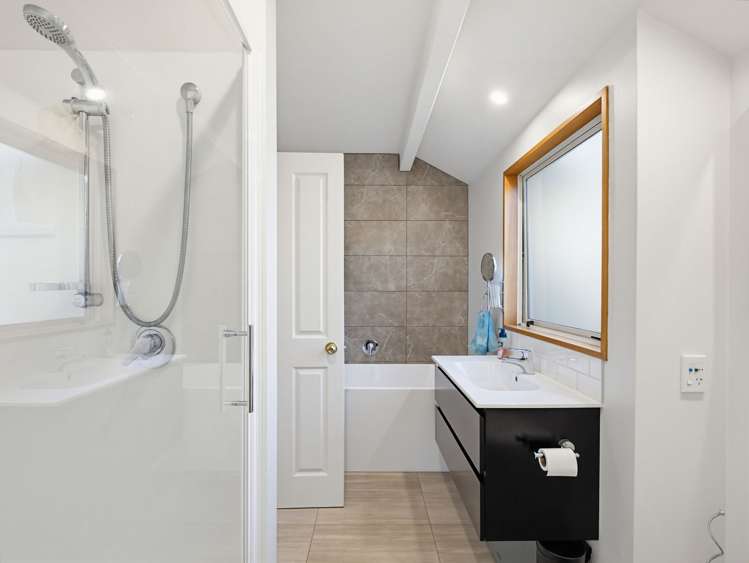 96A Warren Crescent Hillmorton_13