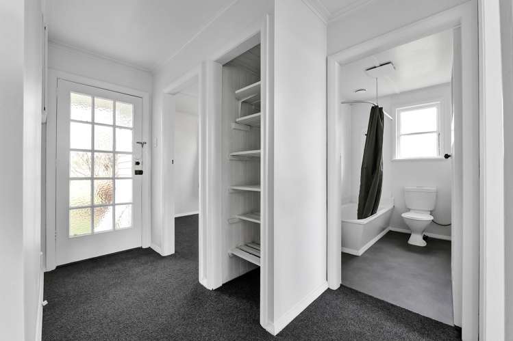 1 Vogel Street + 2 Laurent VC Street Hawera_24