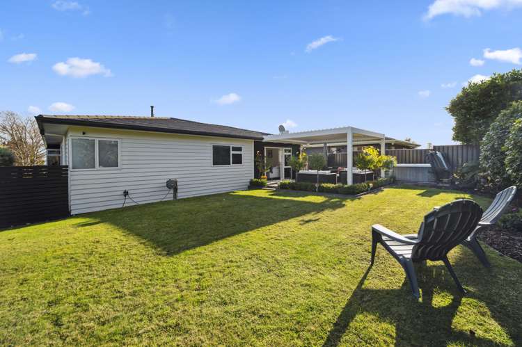 10 Crowther Terrace Waipahihi_18