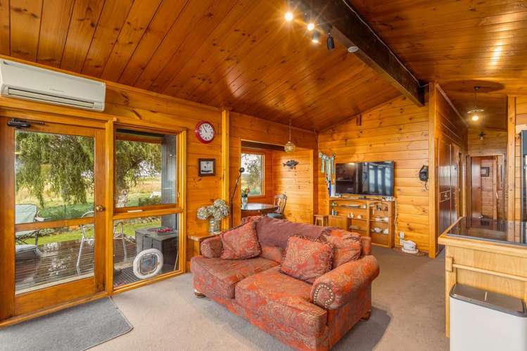 95 Dunns Avenue The Pines Beach_6