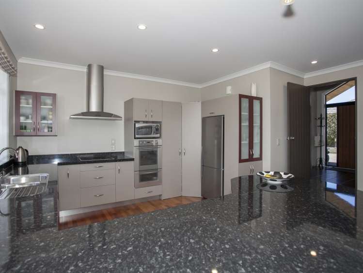 18 Johnstone Drive Fitzherbert_6