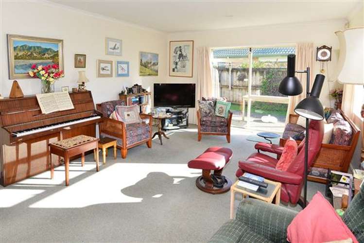 17 Francis Skinner Place Orewa_12