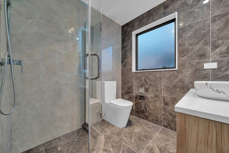 1 Crossgar Road Flat Bush_7