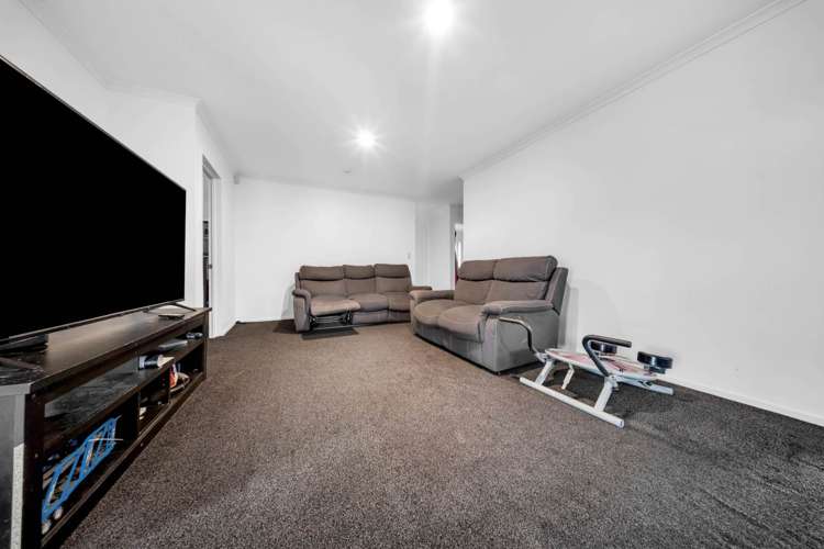 22 Hilltop Road Flat Bush_8
