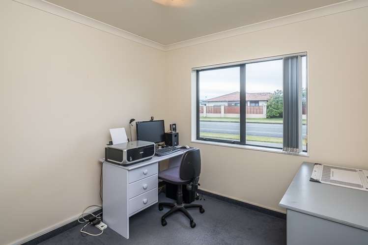 96 Guildford Drive Paraparaumu Beach_15