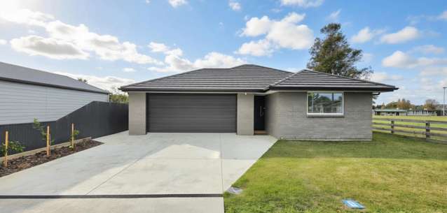 Contemporary Living, Effortless Appeal