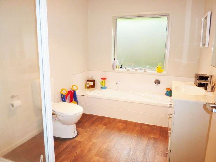 62a Simpson Road Papamoa_9