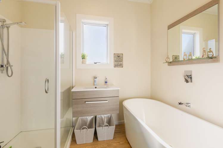 3 Francis Drake Street Waipukurau and Surrounds_9