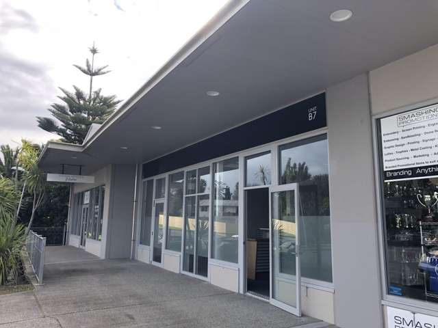 High Profile Office/Retail Space in Waimaku