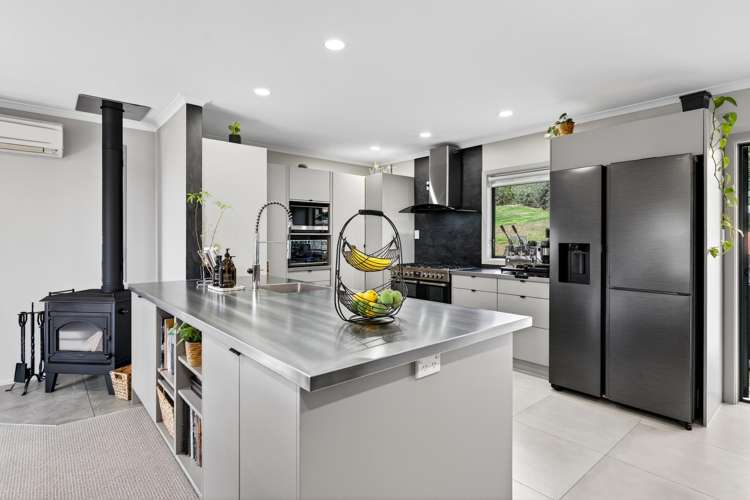 16 Awarua Crescent_0