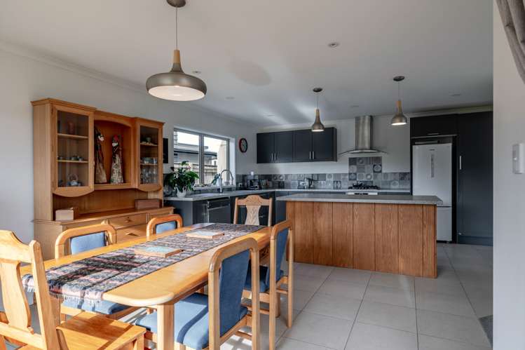 6 Silkwood Place Fitzherbert_20