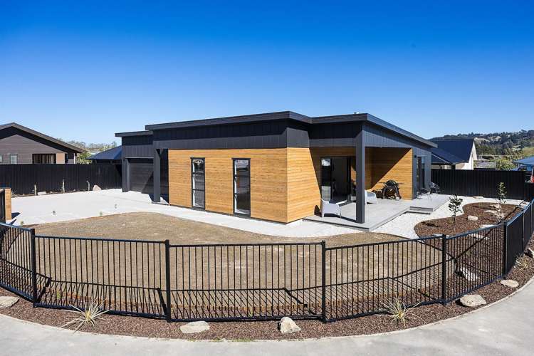 14 Caroline Way Abbotsford_24