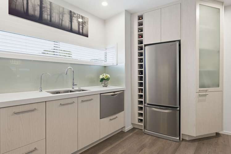 7/21 Hunters Park Dr Three Kings_13