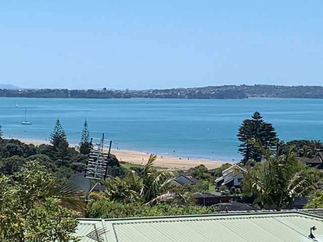 1/989 Beach Road Torbay_2