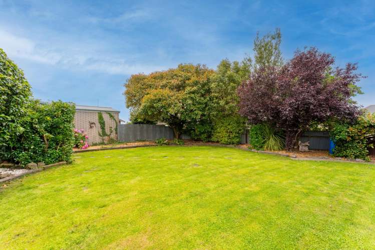 2/23 Baker Street West End_15