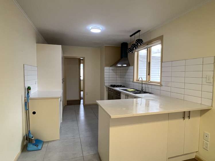 27 Havelock Avenue Forrest Hill_5