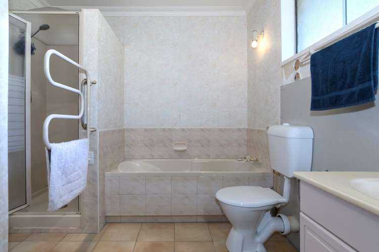 43 Seaway Terrace Otumoetai_13