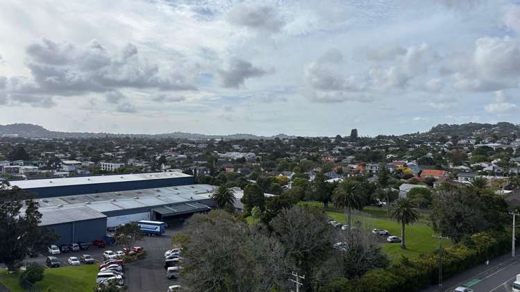 603/2B Te Ara Taurapa Point Chevalier_7