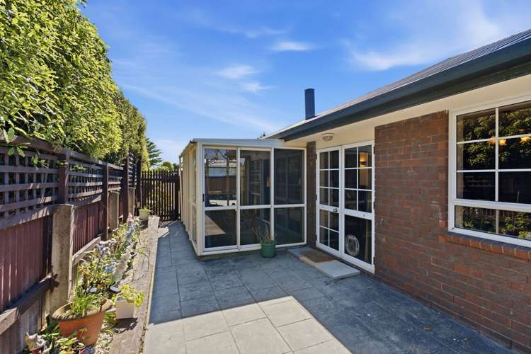 2/3 Gregory Avenue Islington_17