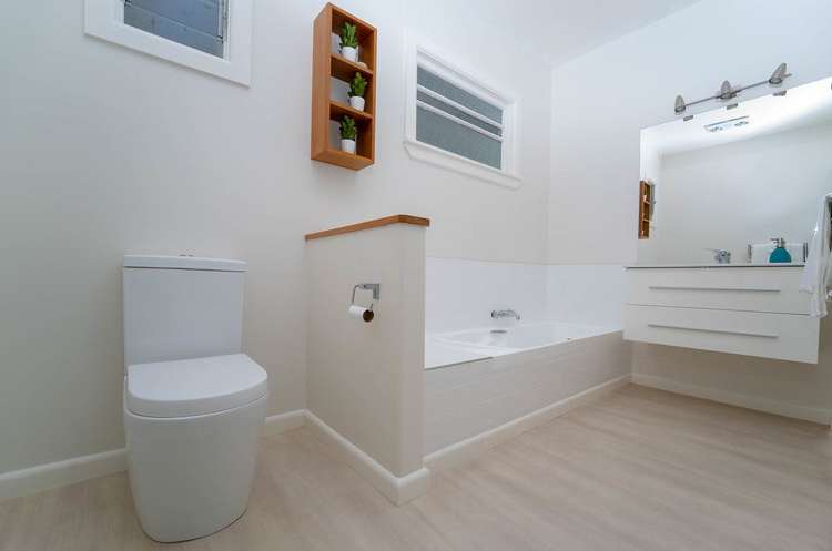 16 Moncrieff Avenue Britannia Heights_10