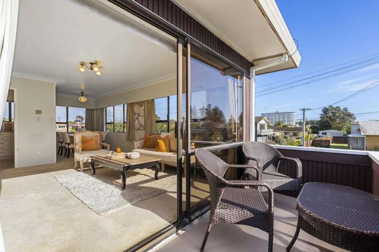 2 Empire Road Orewa_5