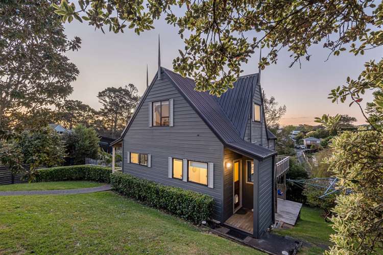 7 Telstar Place Beach Haven_17