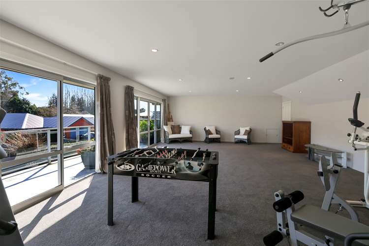 4 Country Place Allenton_29