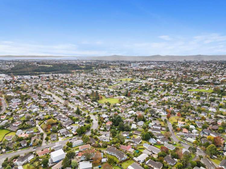 106 Solar Road Glen Eden_17