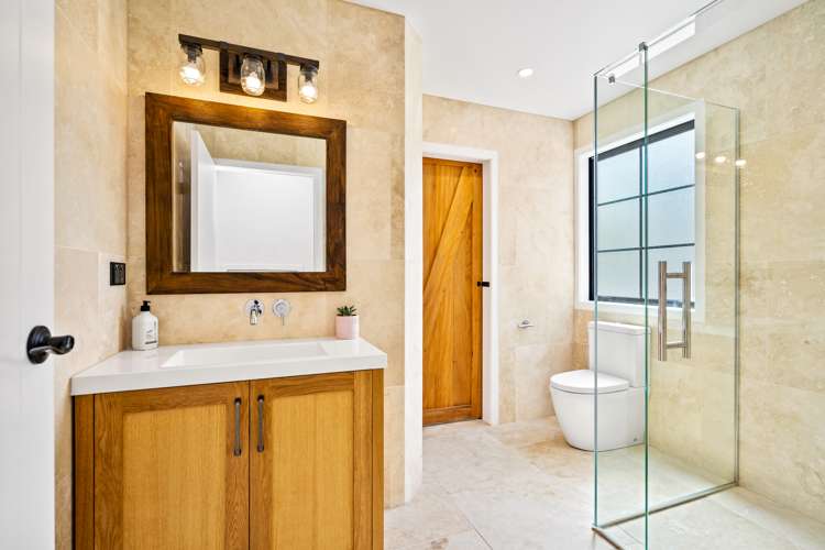 6a Hall Avenue Regent_19