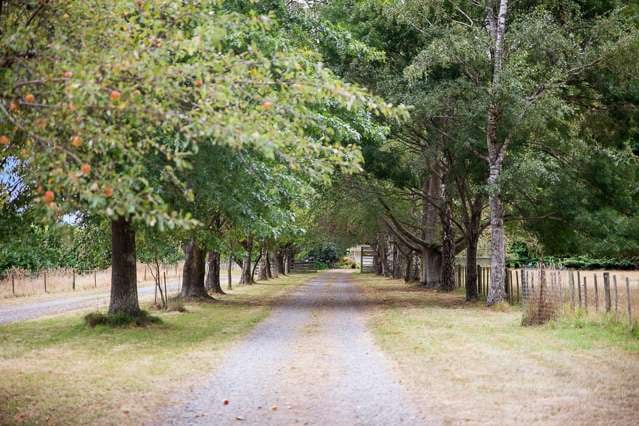 Landsdowne-An Historic Marlborough Landmark