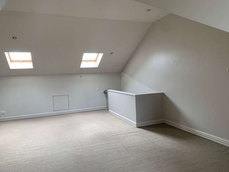 6 Leneford Drive East Tamaki_9