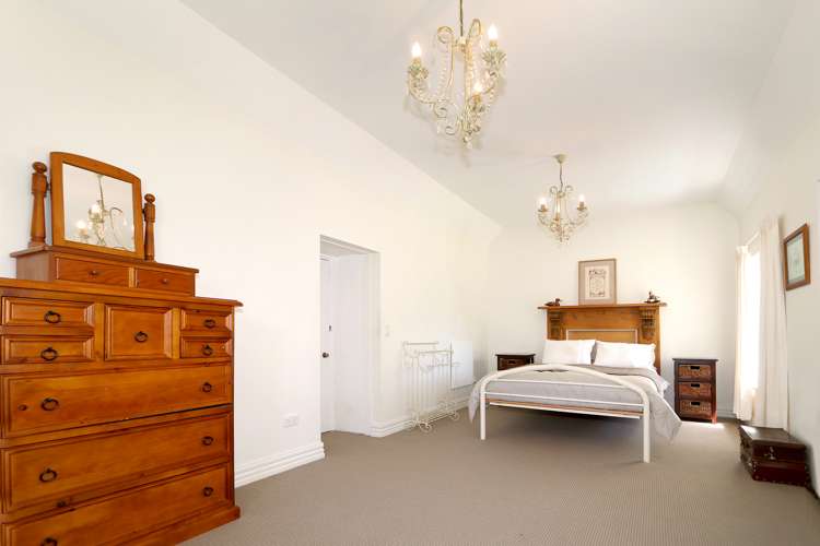 90 Whitechapel Road Arrow Junction_6