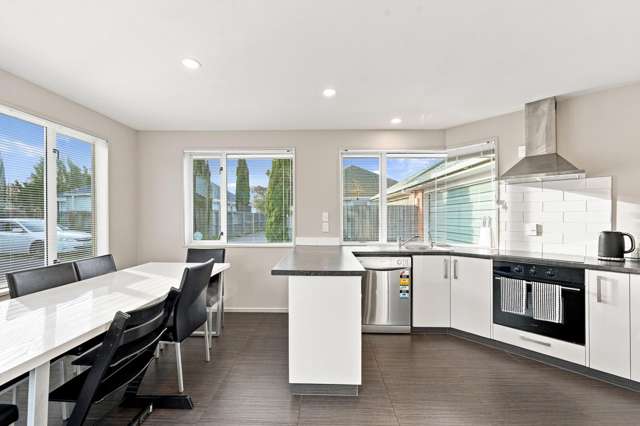 2/294 Travis Road New Brighton_1