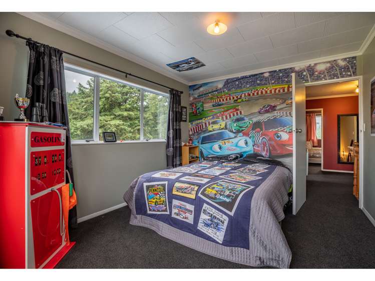 234 Pigeon Valley Road Wakefield_15