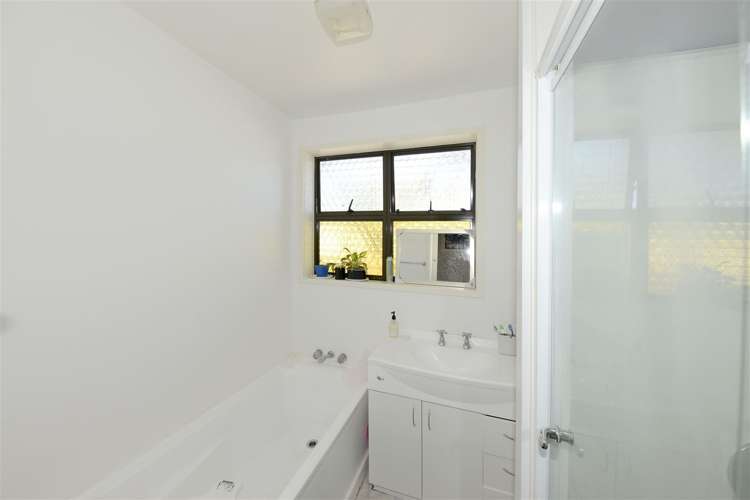 332 Clyde Road Bryndwr_14