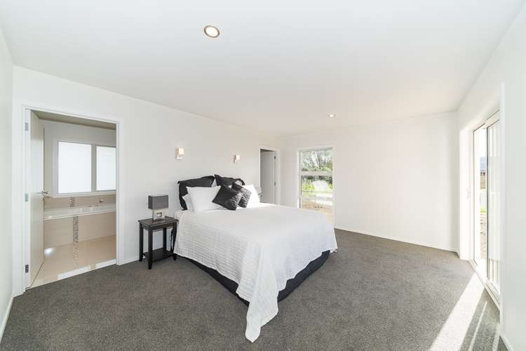 107 Pharazyn Street Feilding_10