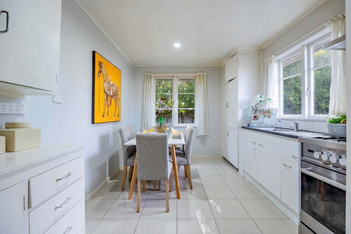 54 Hayr Road_3