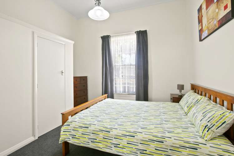 209 Devon Street West New Plymouth Central_21