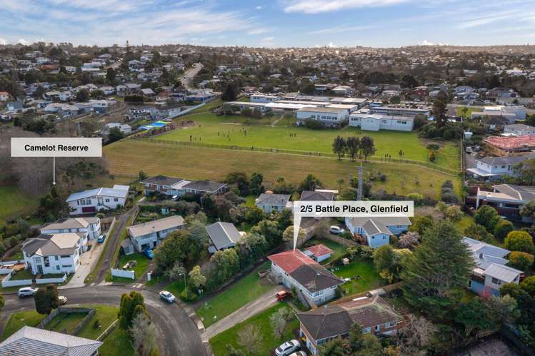 2/5 Battle Place Glenfield_17