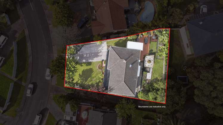 6 Lemnos Place Titirangi_18