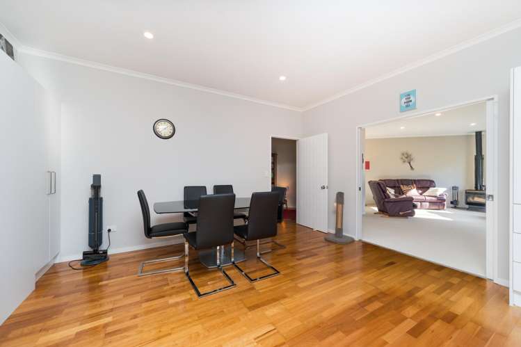 8 Greenwood Place Fitzherbert_18