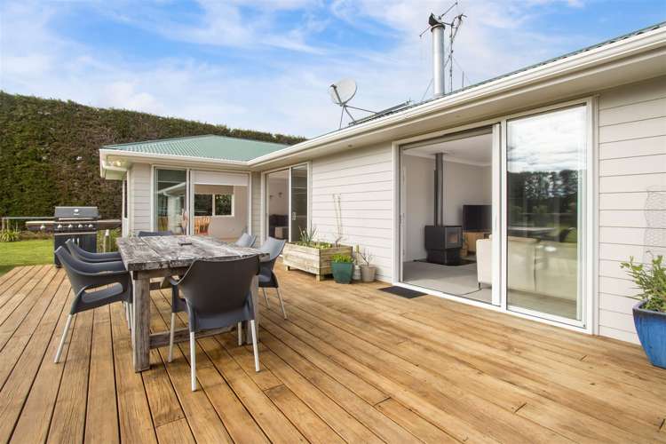 113 Beach Road Katikati_1