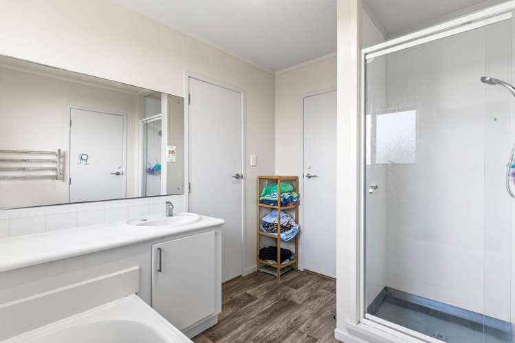 2/66 Waiau Street Torbay_6