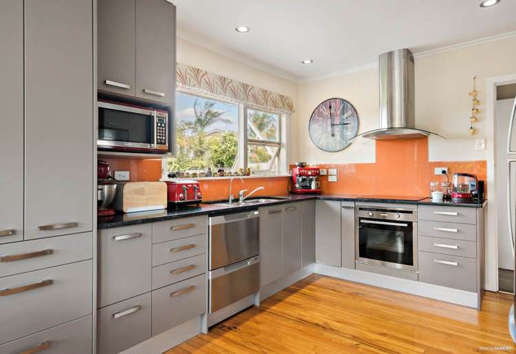 11 Onewa Road Northcote_7