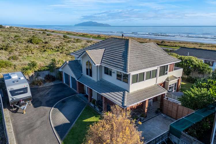 8 Scott Avenue Otaki Beach_25