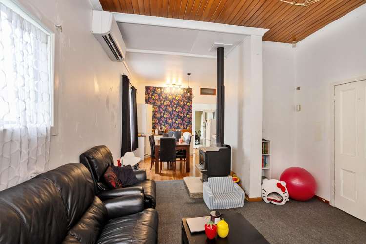 8 Centre Street Strathern_6